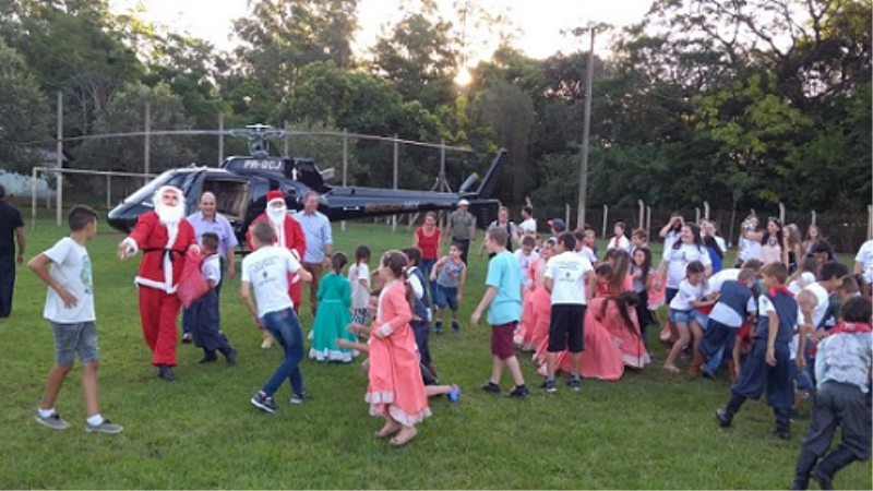 Papai Noel Veio de Helicóptero